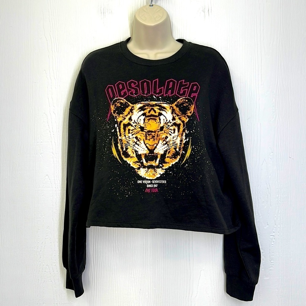 H&M - Desolate Tiger One Vision The Tour Colorful Graphic Crop Sweatshirt Small